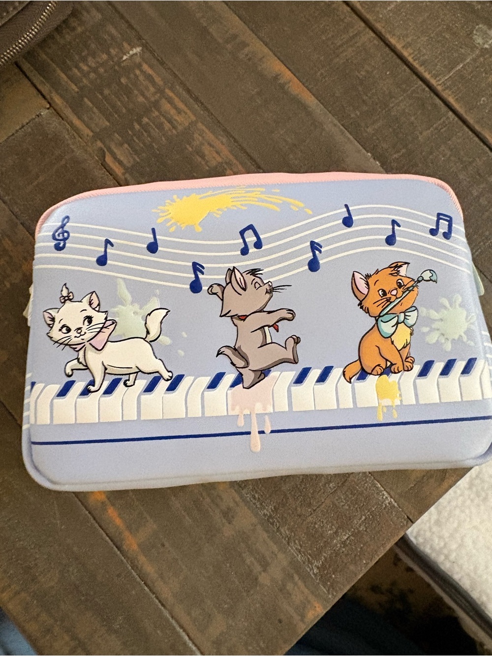 Loungefly Disney Aristocat cosmetic bag
